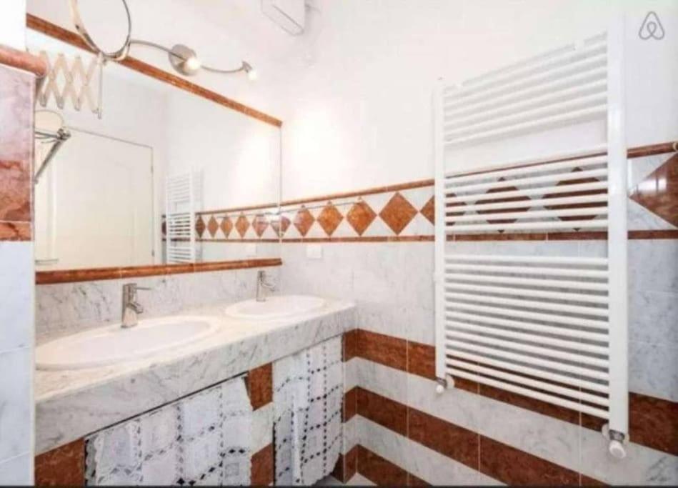 Elegant Gloria Retreat